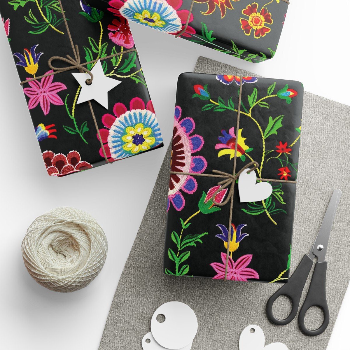 Polish Folk Art Wrapping Paper: Luxury Gift Wrap, Cultural Heritage