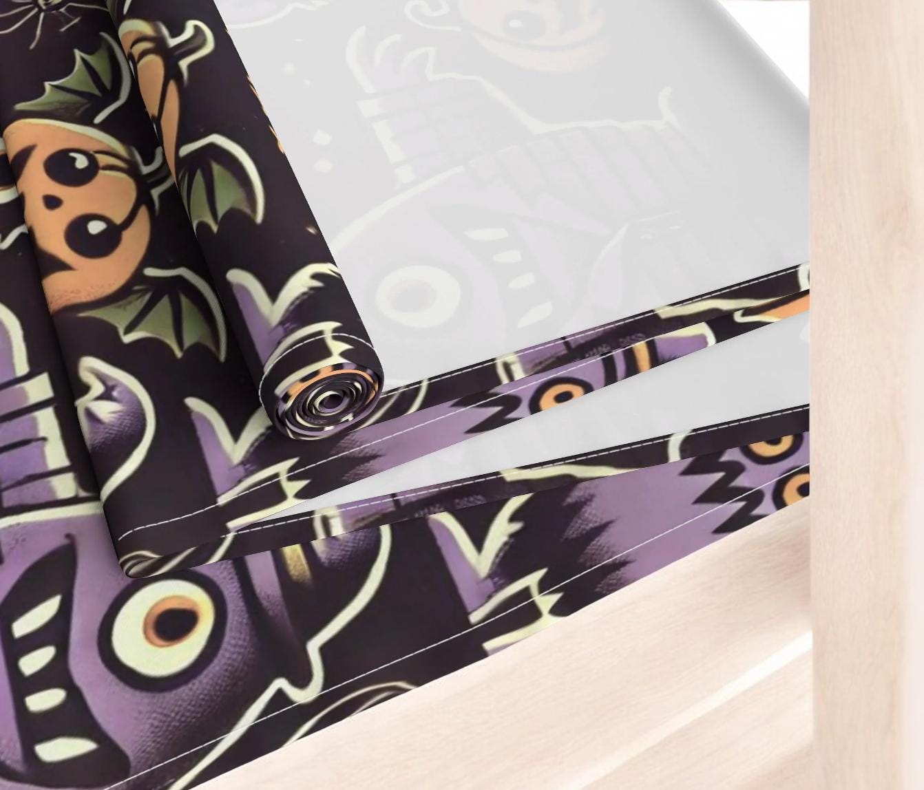 Retro Halloween Table Runner, Vintage Halloween Home Accent, Spooky Halloween Table Decorations