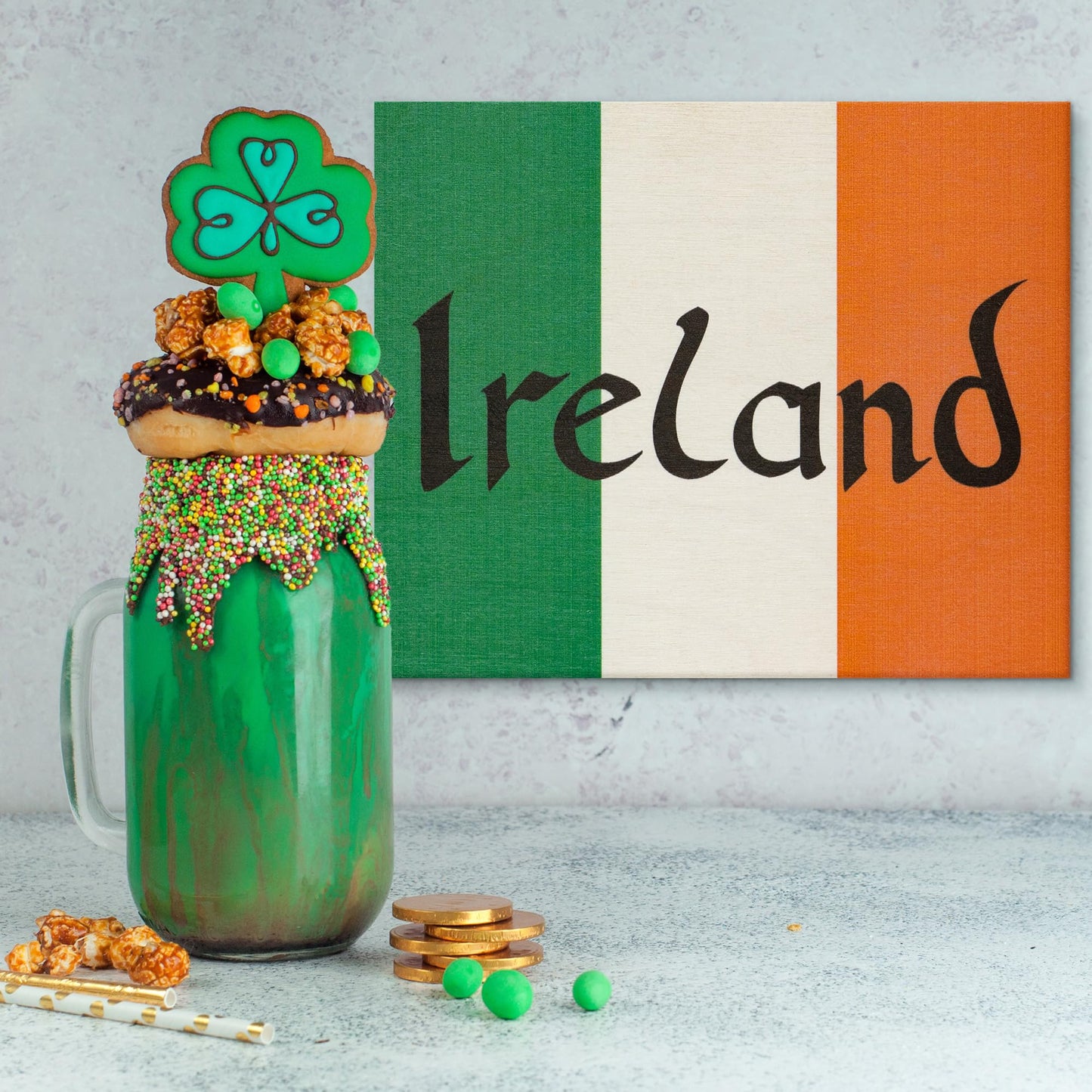 JennyGems St Patricks Day Decor, St Patricks Day Wooden Sign, Irish Decorations for Home, 7.25 x 6 Hanging Wood Sign