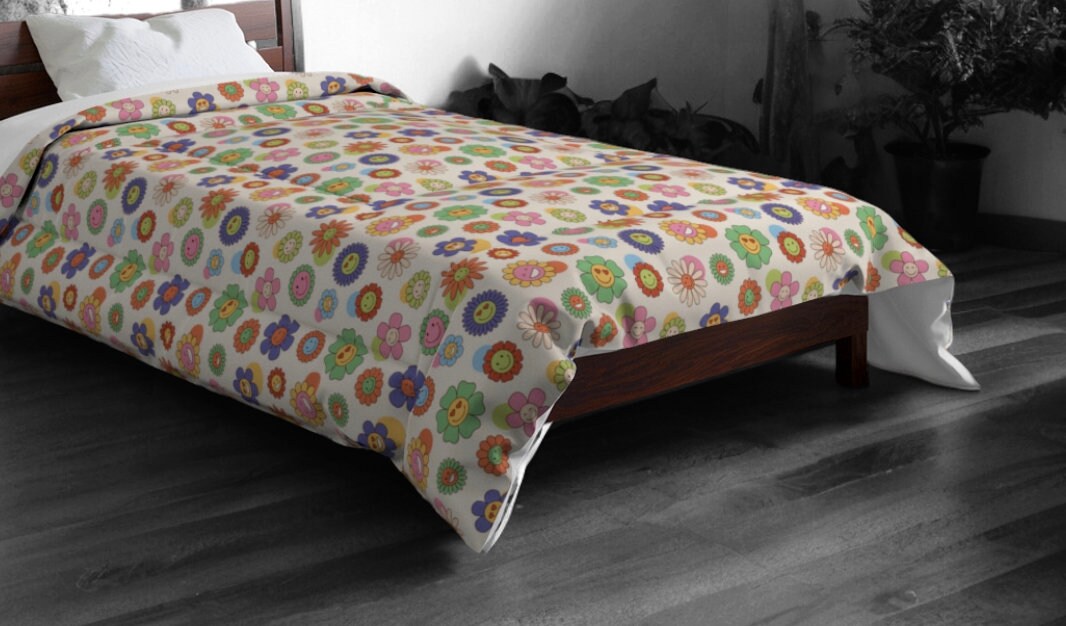 Retro Hippie Flower Bedding Comforter | 1960s Comforter and 1970s Themed Comforter, Flower Power Boho Vintage Inspired