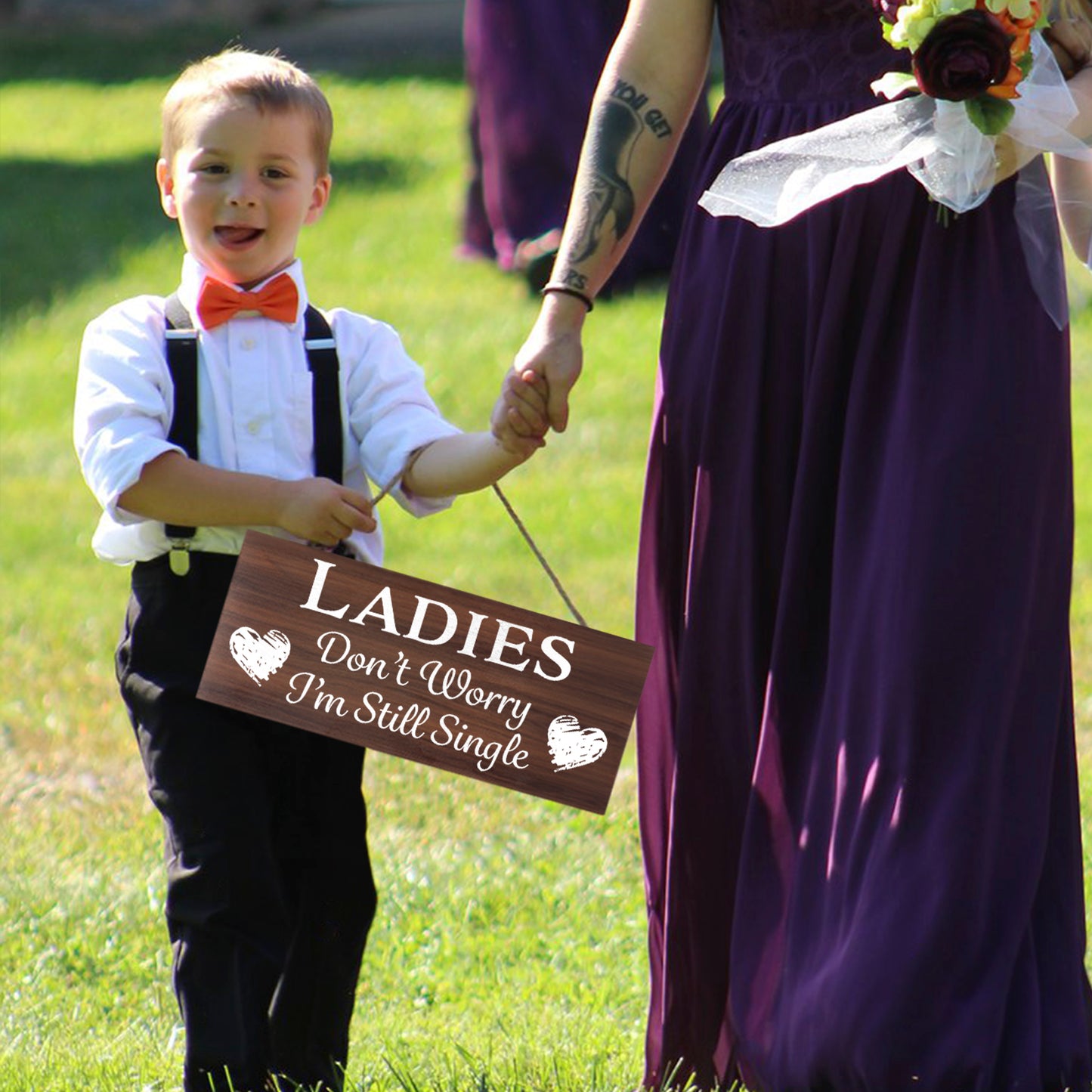 JennyGems Funny Wedding Signs for Ring Bearer Ladies Don't Worry I'm Still Single Ring Bearer Signs for Wedding Decor, Wedding Decorations Ring Bearer Wedding Sign, Wedding Ceremony Decorations