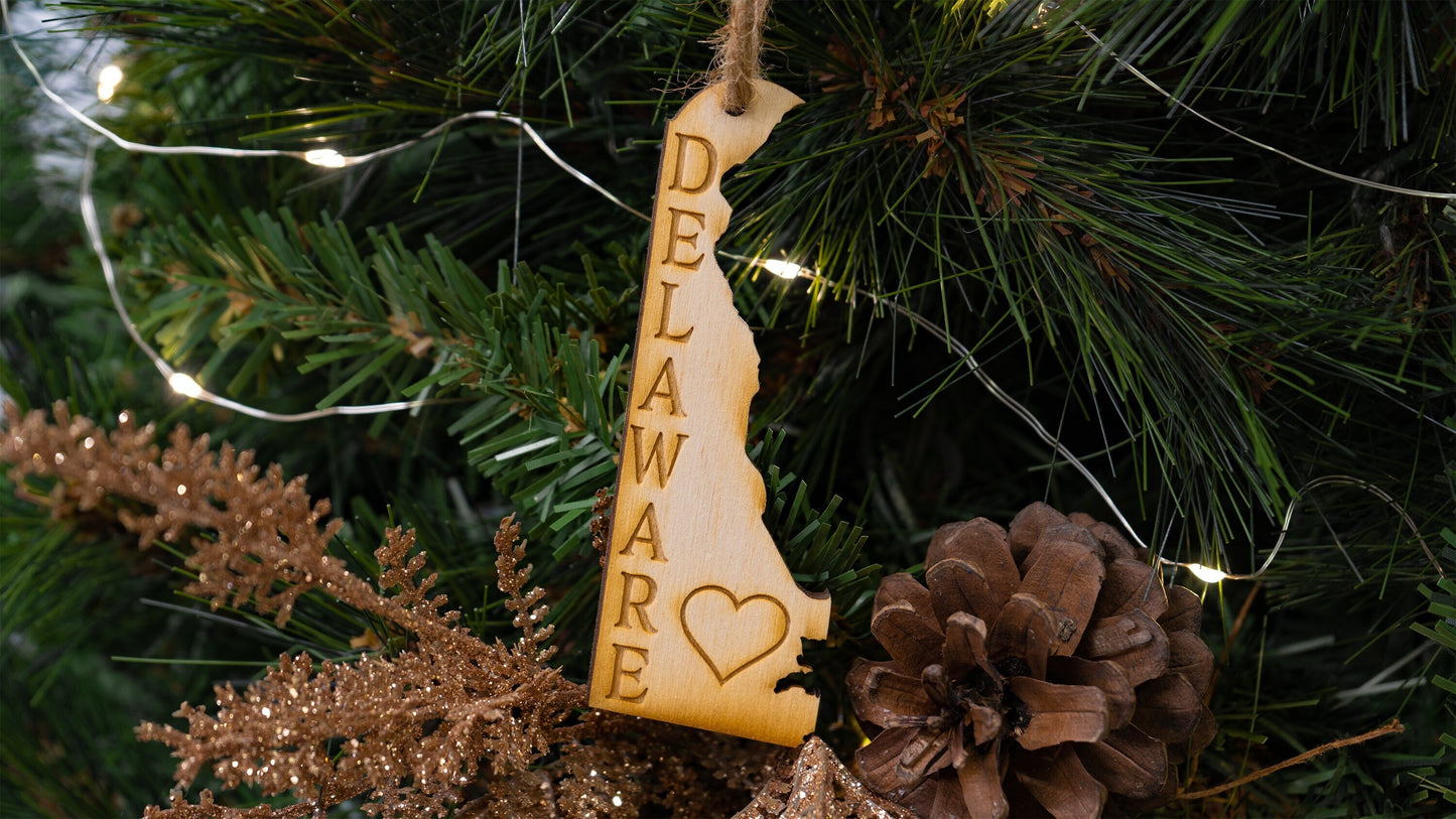 Delaware State Wooden Ornament: Laser Cut Christmas Decor