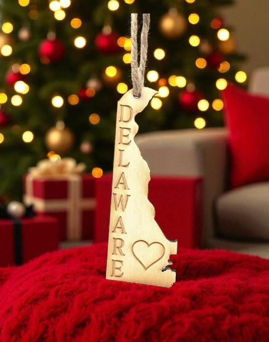Delaware State Wooden Ornament: Laser Cut Christmas Decor