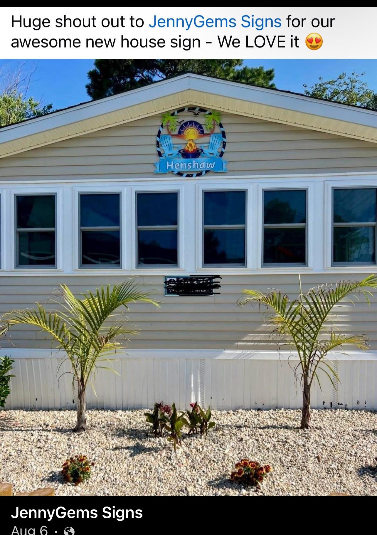 Personalized Beach House Sign – Custom Coastal Outdoor Wall Decor in Weatherproof PVC