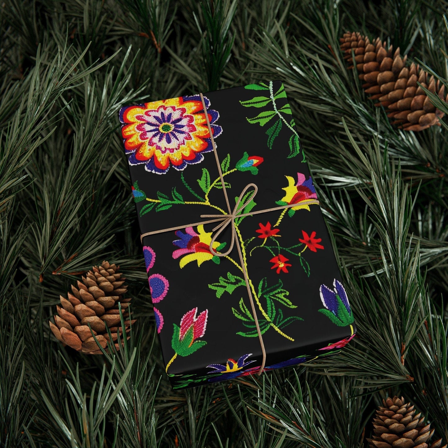 Polish Folk Art Wrapping Paper: Luxury Gift Wrap, Cultural Heritage