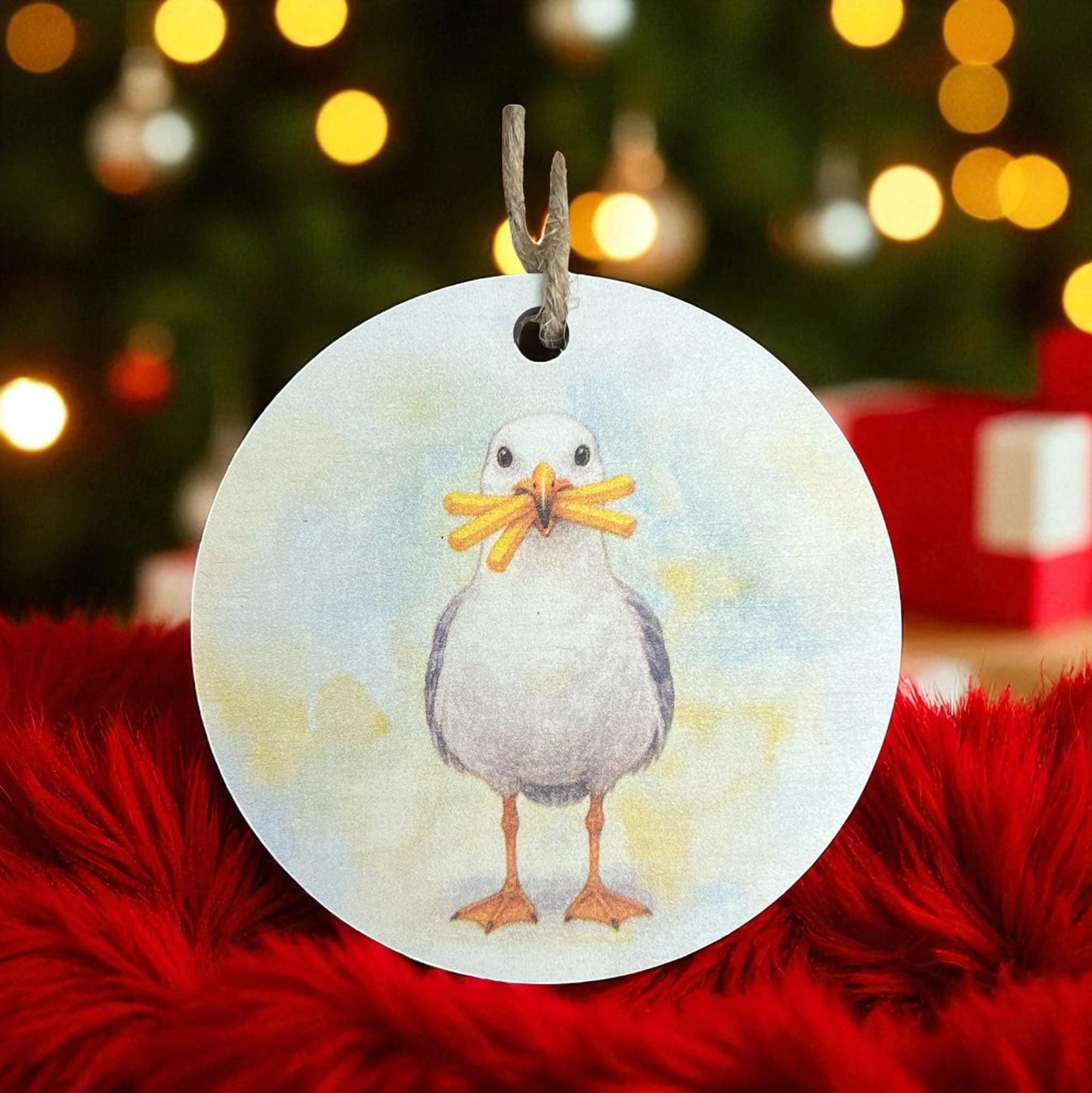 Seagull with French Fries Ornament: Coastal Christmas Tree Decoration