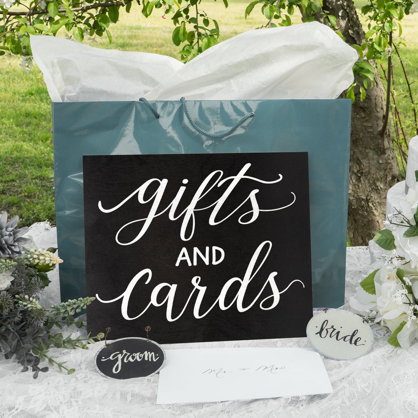 JennyGems Gifts and Cards Sign, Wedding Signs, Bridal Shower Party Decor (Black)
